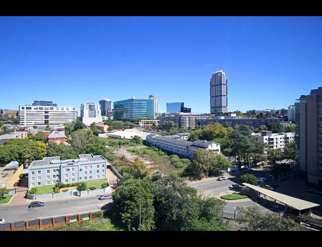 1 BEDROOM APARTMENT FOR SALE IN SANDOWN
